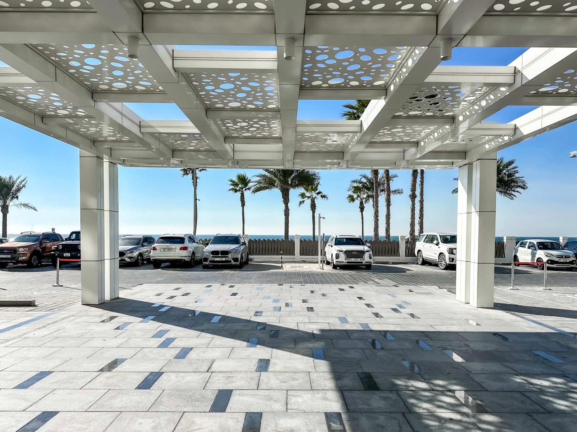 Spacious Beachfront 2 Bedroom Apartment - The 8 Dubai Exterior photo