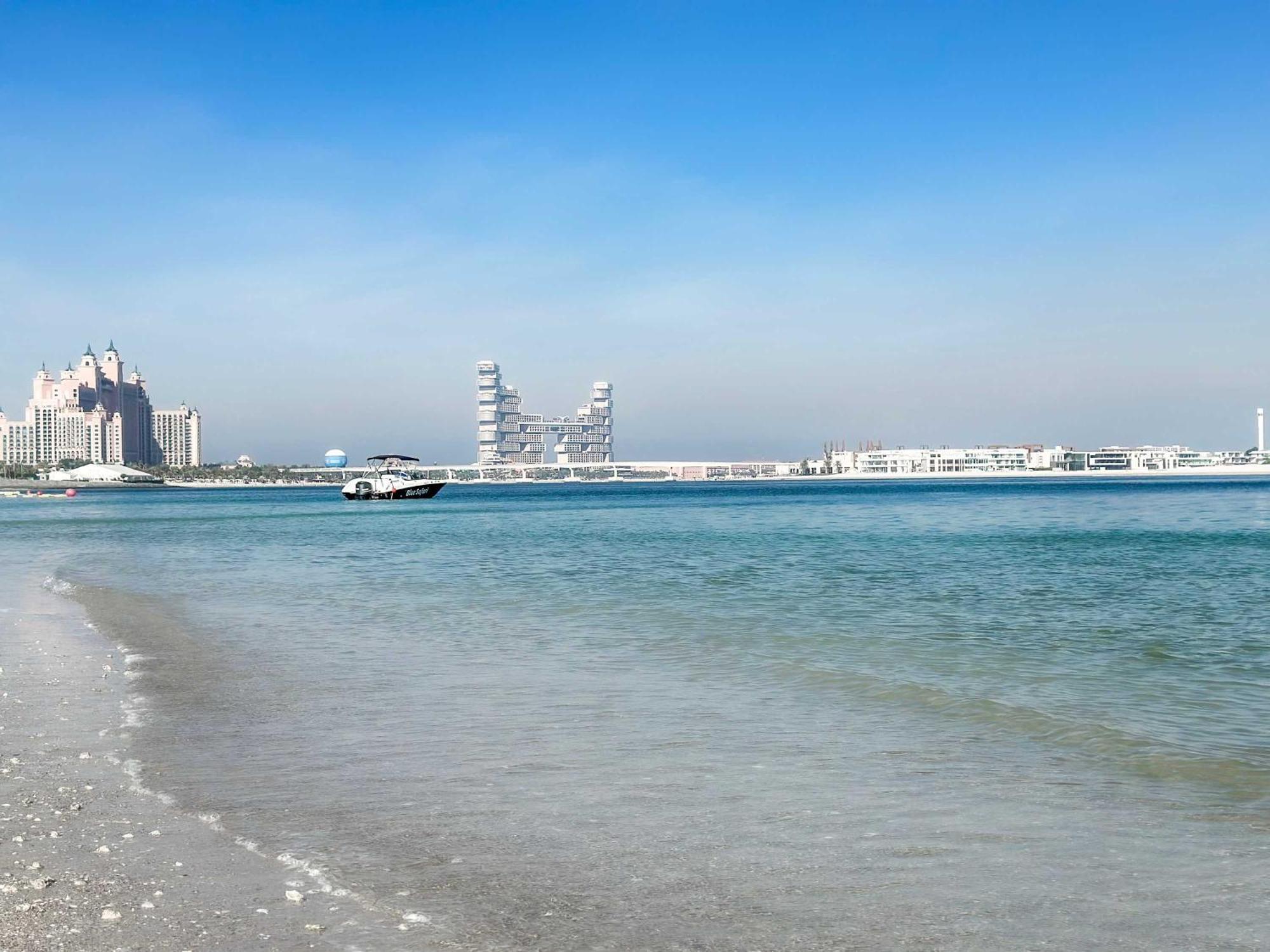 Spacious Beachfront 2 Bedroom Apartment - The 8 Dubai Exterior photo