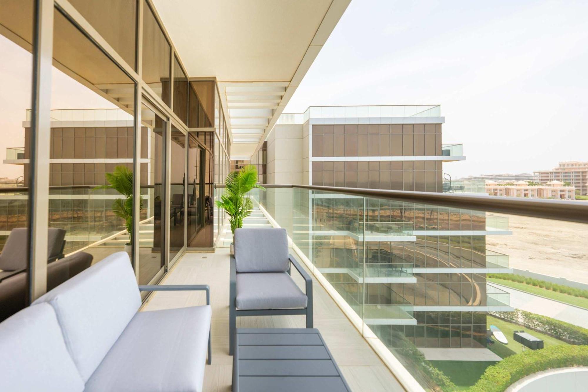 Spacious Beachfront 2 Bedroom Apartment - The 8 Dubai Exterior photo