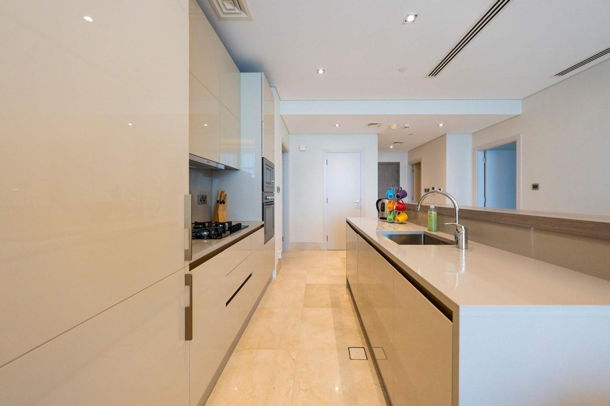 Spacious Beachfront 2 Bedroom Apartment - The 8 Dubai Exterior photo